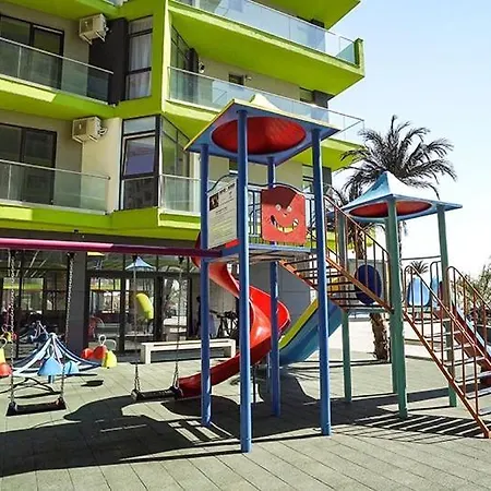 Azur Home Spa - Alezzi Resort Beach Năvodari